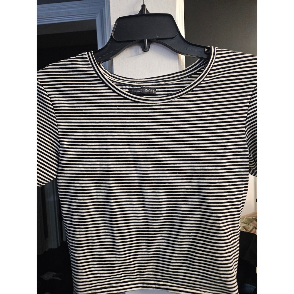 Zara Collection B Womens Small Black White Striped Ribbed Knit Short Sleeve Crop